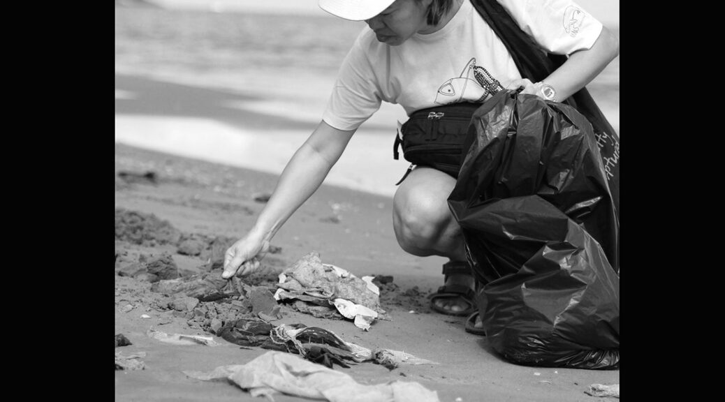 Plastic is entering human bodies when we consume water and seafood. Marine plastic pollution must be tackled, beach cleanups being one way. | Pic by SL Wong