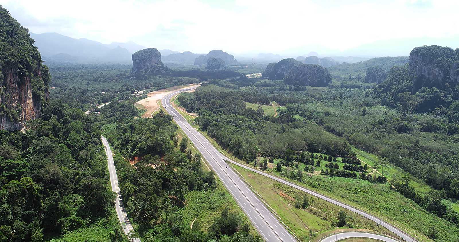 Central Spine Road, Merapoh, Pahang (Foon Junn Kitt)